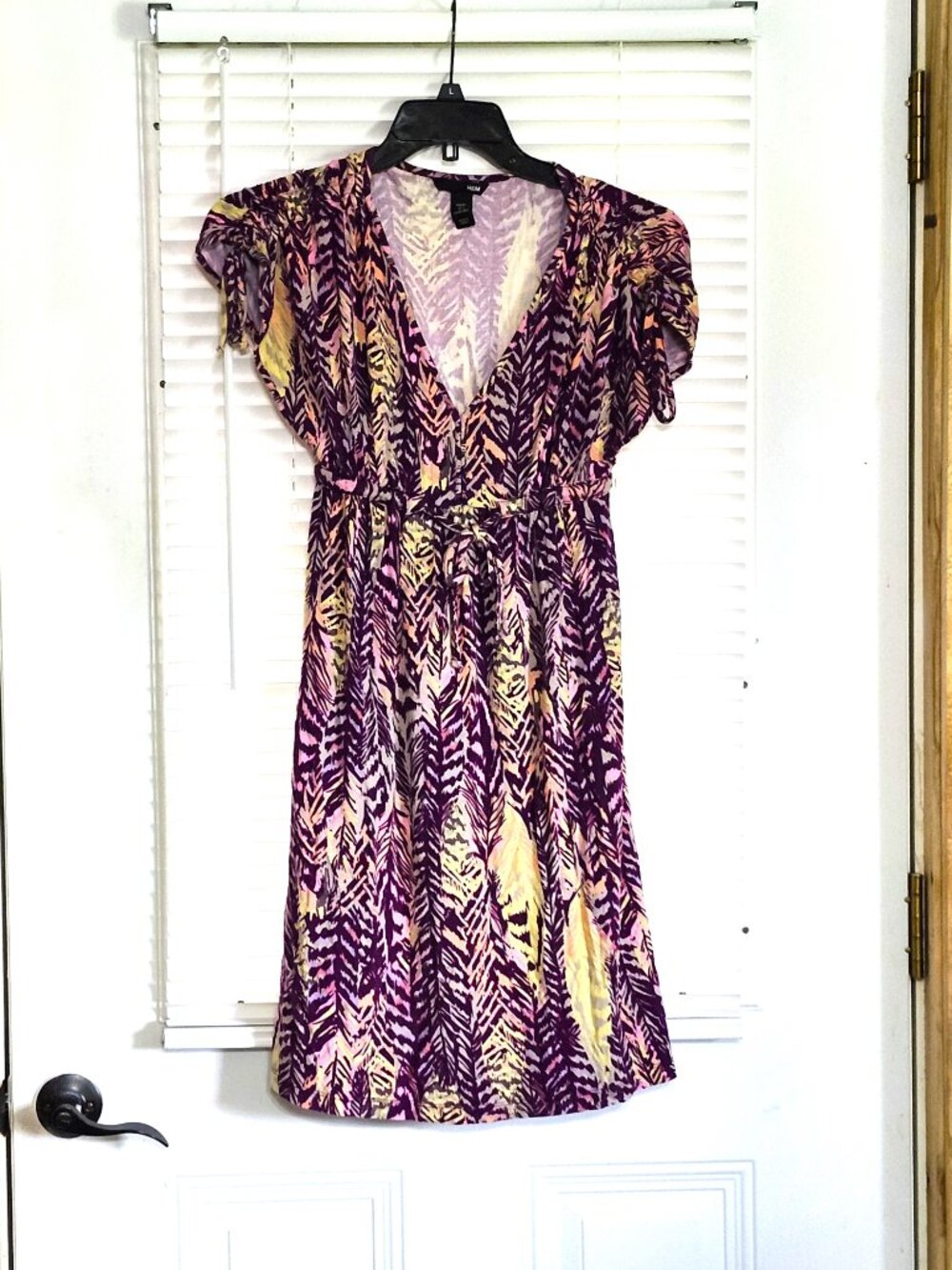 H & M womans dress size 4
